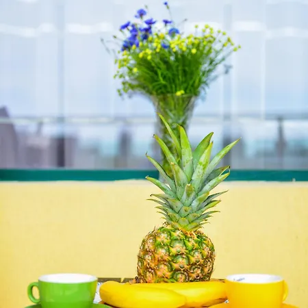 Charming Sunny Apartment+swimming Pool アパート *