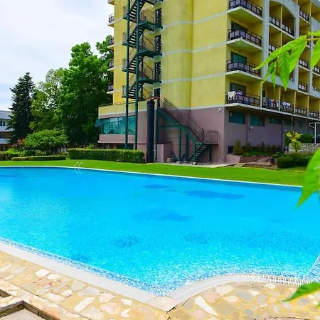 Charming Sunny Apartment+swimming Pool * Sweti Konstantin i Sweta Elena